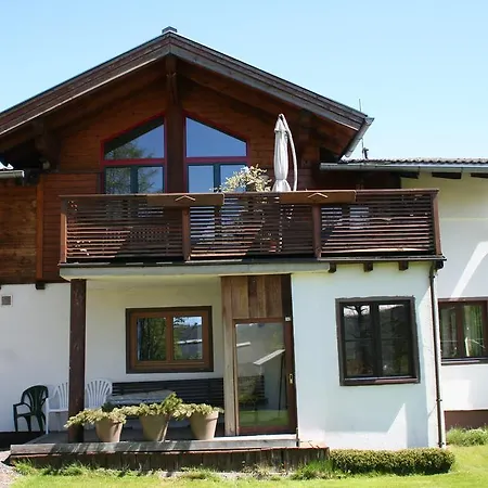 Haus Eberl Apartmán *